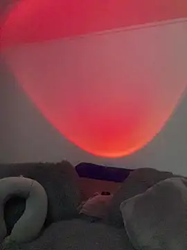 Dracco Velour  online show from February 20, 2026, 10:17 am