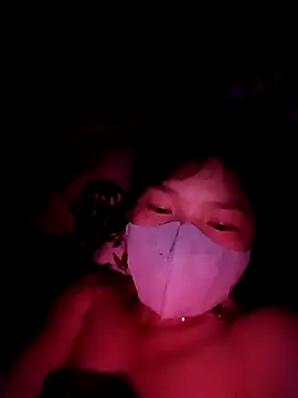 May-Ne online show from April 7, 2026, 5:15 pm