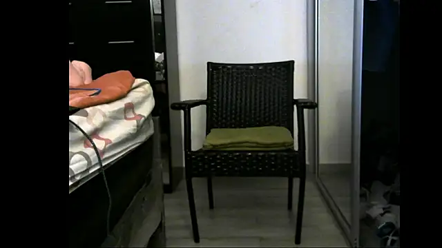 Snapshot of 3LEGSSS chatting on February 3, 2026, 4:23 pm 3LEGSSS online show from February 3, 2026, 4:23 pm