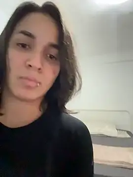 Snapshot of MiaMorenoo chatting on January 14, 2026, 5:27 pm MiaMorenoo online show from January 14, 2026, 5:27 pm