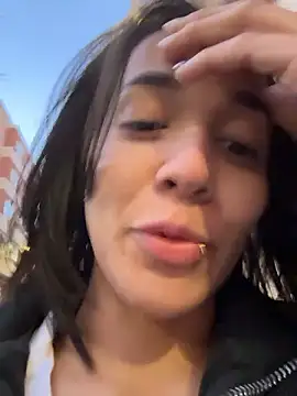 Snapshot of MiaMorenoo chatting on January 7, 2026, 5:07 pm MiaMorenoo online show from January 7, 2026, 5:07 pm