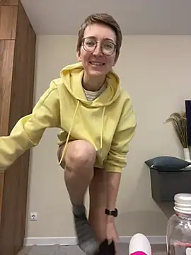 Sensual Flower online show from February 8, 2026, 9:07 am