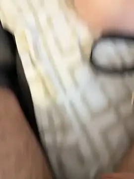 daddysgirly003 online show from February 12, 2026, 7:57 pm