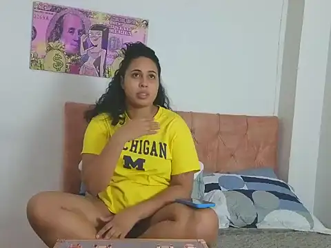 Snapshot of Valery__lovex chatting on May 30, 2026, 3:24 am Valery lovex online show from May 30, 2026, 3:24 am