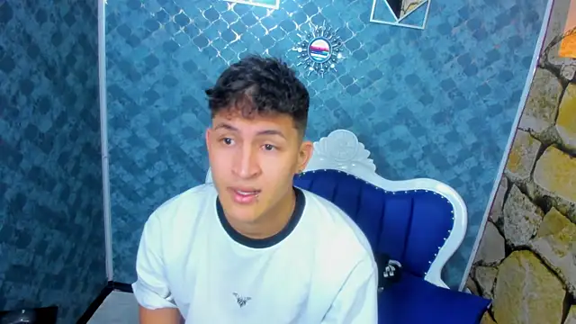 Ethan Waalker online show from December 23, 2025, 4:01 am