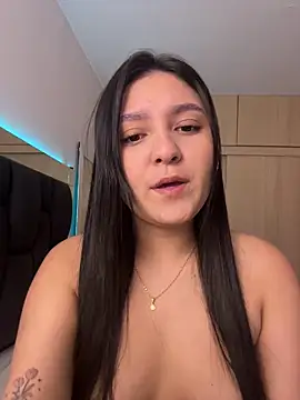 Camila sanchez25 online show from July 10, 2026, 8:20 pm