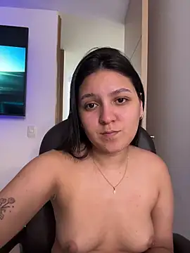Camila sanchez25 online show from June 25, 2026, 7:30 pm
