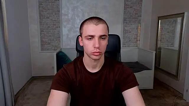 KellenWest online show from April 14, 2026, 4:28 am