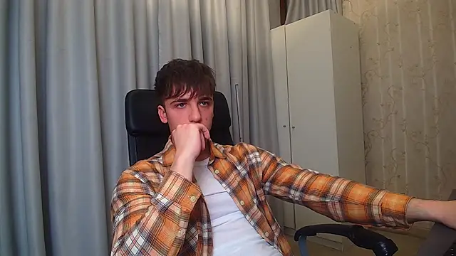 Snapshot of KellenWest chatting on January 9, 2026, 5:14 am KellenWest online show from January 9, 2026, 5:14 am