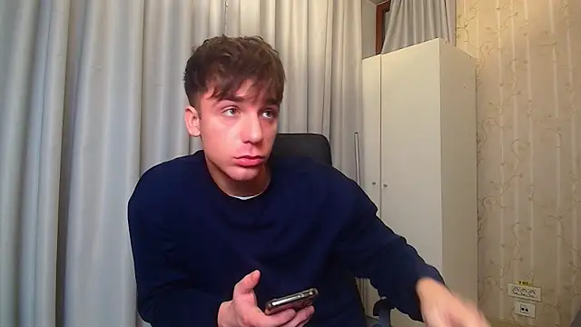 Snapshot of KellenWest chatting on January 8, 2026, 5:13 am KellenWest online show from January 8, 2026, 5:13 am