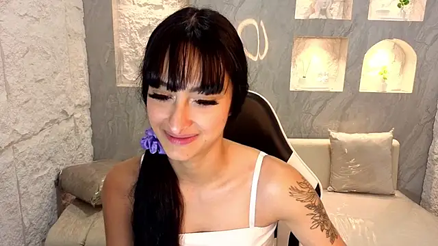 Snapshot of Tifany_Tx chatting on December 22, 2025, 12:38 pm Tifany Tx online show from December 22, 2025, 12:38 pm