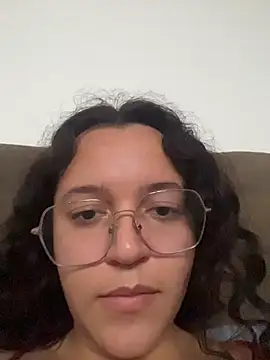 Snapshot of mayhoneyhot chatting on February 26, 2026, 10:10 pm mayhoneyhot online show from February 26, 2026, 10:10 pm