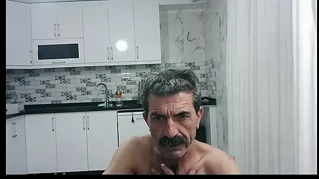 Snapshot of kobra21turki chatting on July 2, 2026, 6:25 pm kobra21turki online show from July 2, 2026, 6:25 pm