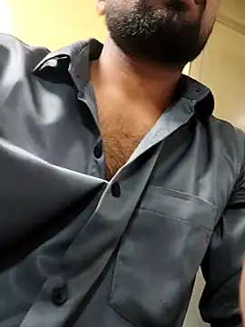 bnglrboy0886 online show from April 16, 2026, 2:01 am