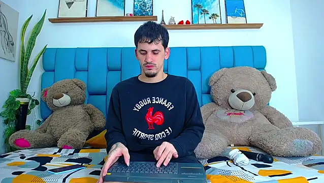 boy Dirty X online show from March 13, 2026, 5:12 am