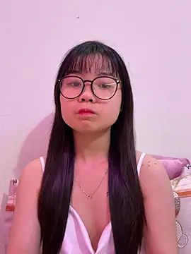    KARA    online show from April 18, 2026, 8:27 am