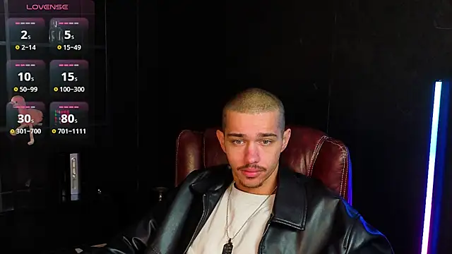 Snapshot of KaydenDrew chatting on February 26, 2026, 5:29 am KaydenDrew online show from February 26, 2026, 5:29 am