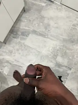 Sweetley online show from March 23, 2026, 10:42 pm