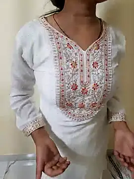 Geeta rani79 online show from April 26, 2026, 6:05 pm