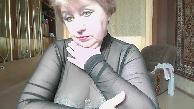 Snapshot of Casey_peach chatting on June 2, 2026, 7:41 am Casey peach online show from June 2, 2026, 7:41 am