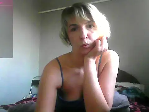 Lana Foxyy online show from April 5, 2026, 3:51 pm