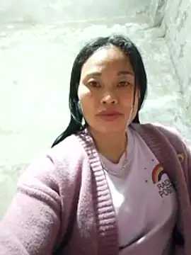 Maikha08 online show from March 15, 2026, 12:23 pm