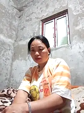 Maikha08 online show from May 8, 2026, 11:08 pm