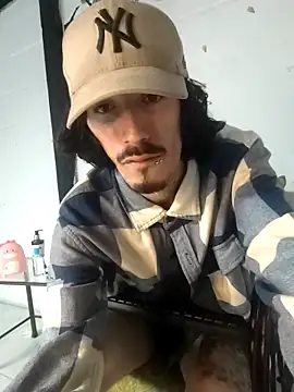 Snapshot of sk8-boy chatting on January 6, 2026, 2:32 pm sk8-boy online show from January 6, 2026, 2:32 pm