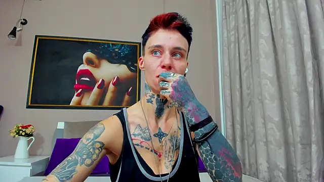 Snapshot of KennyXSX chatting on December 21, 2025, 7:48 pm KennyXSX online show from December 21, 2025, 7:48 pm