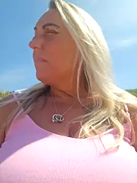 theblondecocklover online show from May 25, 2026, 12:59 pm