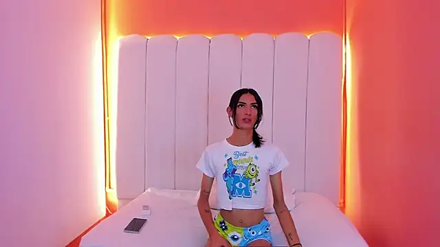 Snapshot of Sunny_OS chatting on January 17, 2026, 8:01 pm Sunny OS online show from January 17, 2026, 8:01 pm