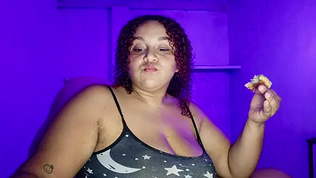 Snapshot of yera_sh chatting on February 14, 2026, 2:23 am yera sh online show from February 14, 2026, 2:23 am