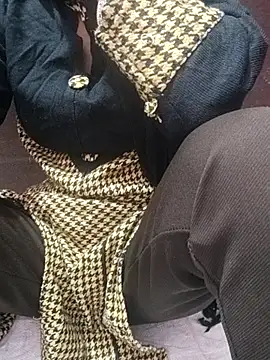 Snapshot of farana_bhat chatting on January 11, 2026, 4:41 am farana bhat online show from January 11, 2026, 4:41 am