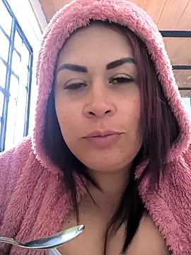 Snapshot of Natymendoza998 chatting on January 6, 2026, 7:51 pm Natymendoza998 online show from January 6, 2026, 7:51 pm