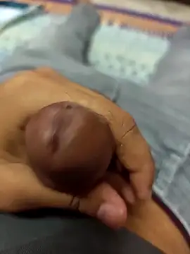 AqueousCrepe online show from January 18, 2026, 6:55 pm