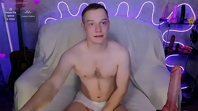 playoliver online show from March 17, 2026, 1:14 pm