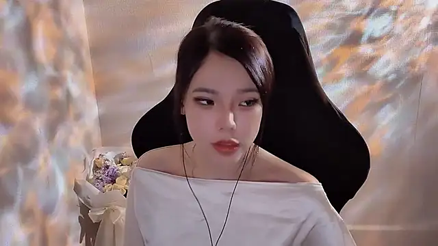 Ciqi66 online show from March 10, 2026, 11:47 am