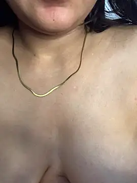 Snapshot of missmisha01 chatting on February 8, 2026, 3:21 pm missmisha01 online show from February 8, 2026, 3:21 pm