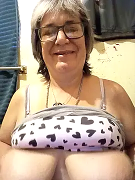 becky1111 online show from July 10, 2026, 10:21 pm
