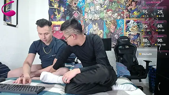 Snapshot of Golden_Boysx chatting on April 2, 2026, 11:44 pm Golden Boysx online show from April 2, 2026, 11:44 pm