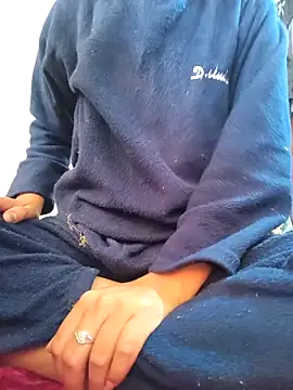 kinsu4763 online show from December 18, 2025, 2:16 am