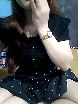 lanahotvn online show from April 9, 2026, 5:42 am