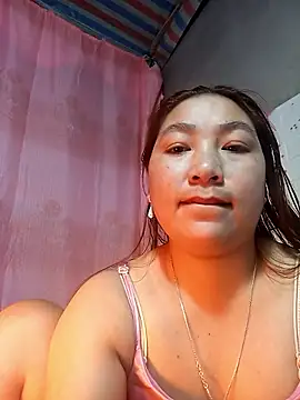 giang0055 online show from February 12, 2026, 3:23 pm