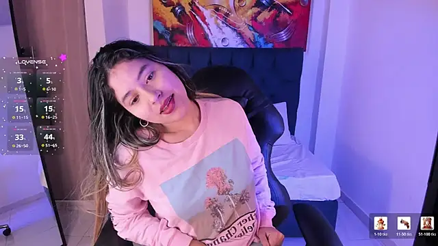 Snapshot of Violet_Blazee chatting on December 22, 2025, 10:26 am Violet Blazee online show from December 22, 2025, 10:26 am