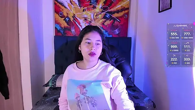 Snapshot of Violet_Blazee chatting on December 19, 2025, 10:17 am Violet Blazee online show from December 19, 2025, 10:17 am