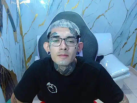 Boy tatto77 online show from February 13, 2026, 6:30 pm