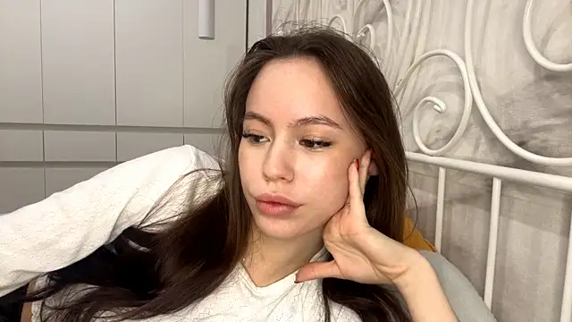 KitCerveny online show from December 19, 2025, 7:33 am