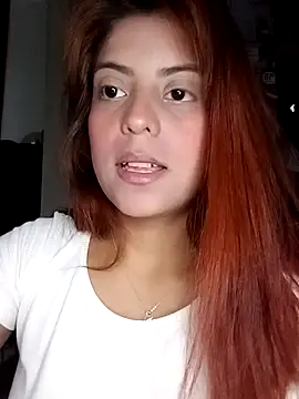 Snapshot of mia_hottie2210 chatting on January 8, 2026, 12:27 am mia hottie2210 online show from January 8, 2026, 12:27 am