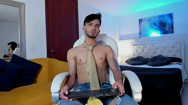 HarryFosster online show from April 8, 2026, 6:31 pm