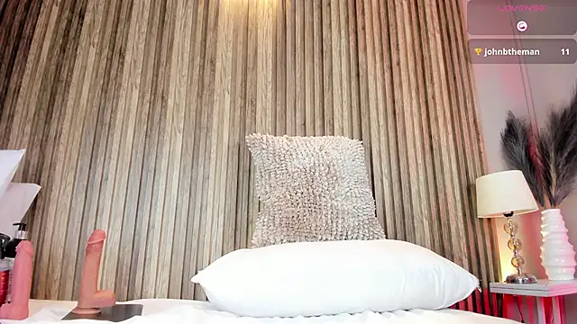 Snapshot of FiorelaSton chatting on February 20, 2026, 6:26 am FiorelaSton online show from February 20, 2026, 6:26 am